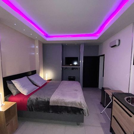 Hostal 170 Room 16 Service Appartement Le Tampon Exterior foto
