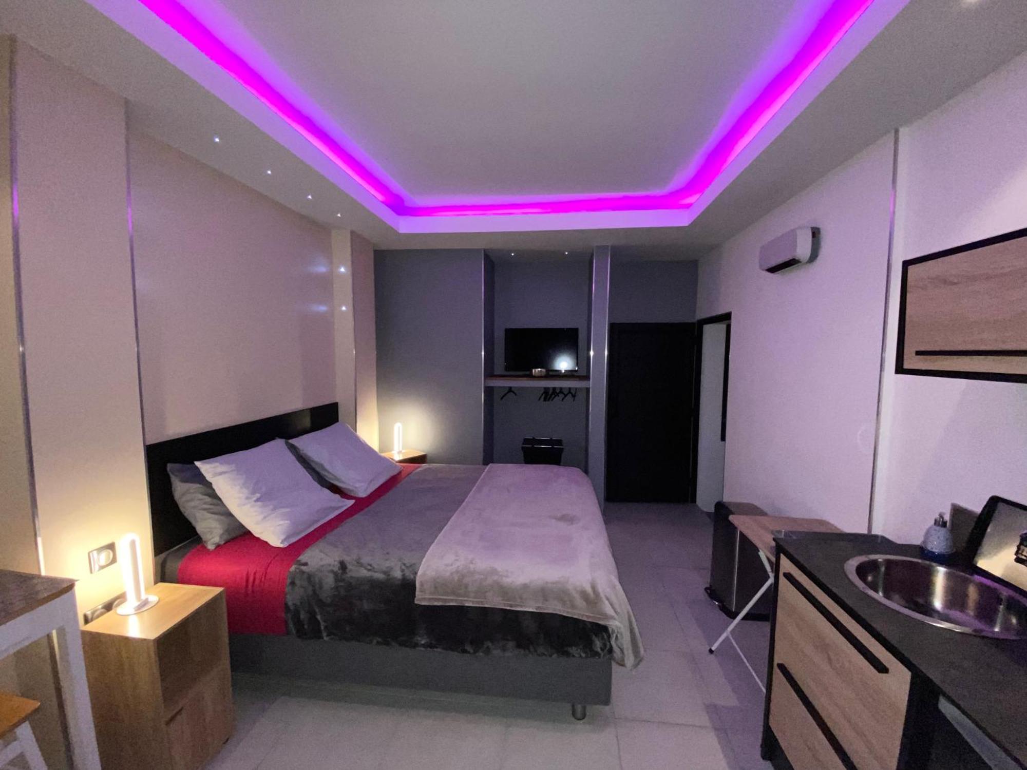 Hostal 170 Room 16 Service Appartement Le Tampon Exterior foto